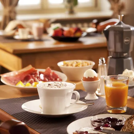 Sizzo Relais 4* Тренто