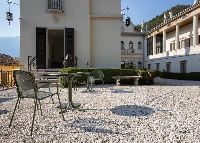 Villa Sizzo Relais B&B